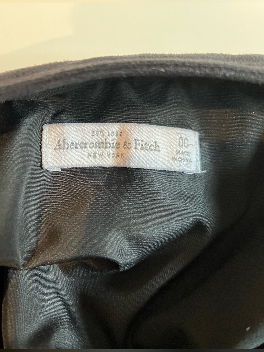 Black Button-Front A-Line Mini Skirt - Picture 3 of 3